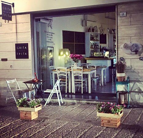 Grita Cafe