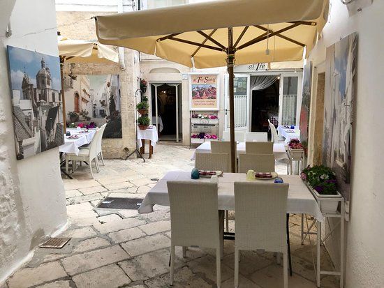 Ai Tre Santi