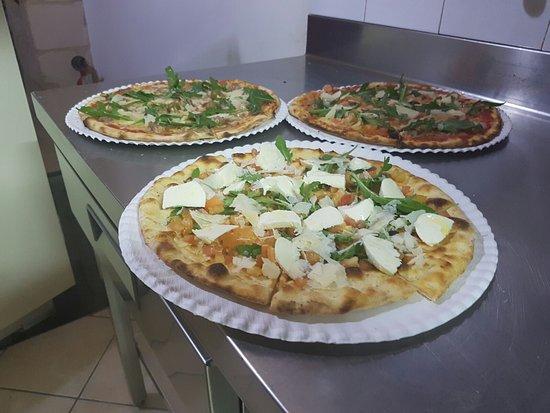 Street Pizza