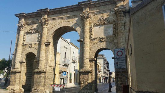 Porta del Carmine