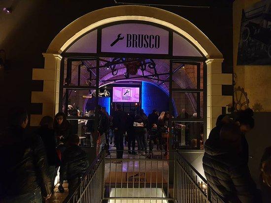 Brusco