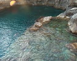 Devil's Cave
