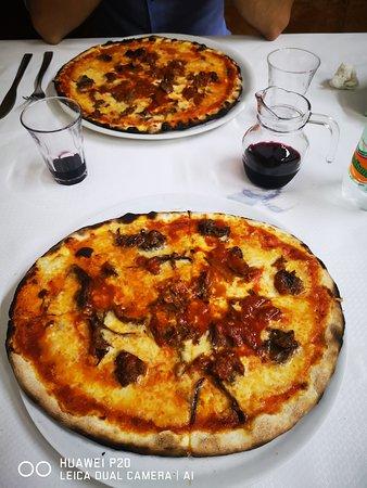 Pizzeria La Cantina
