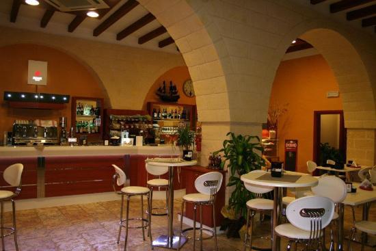 Savoia Cafe & Restaurant