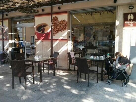 Bread & Coffee