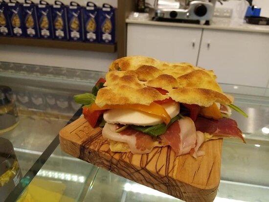 Gustodi