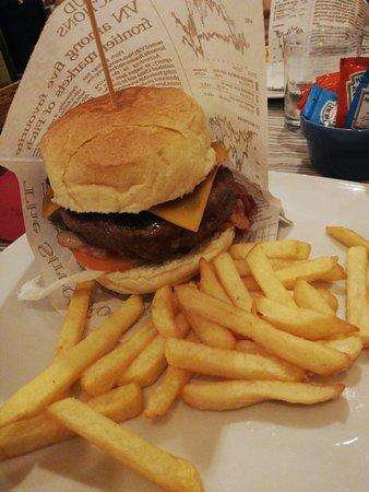 Taverna SteakHouse