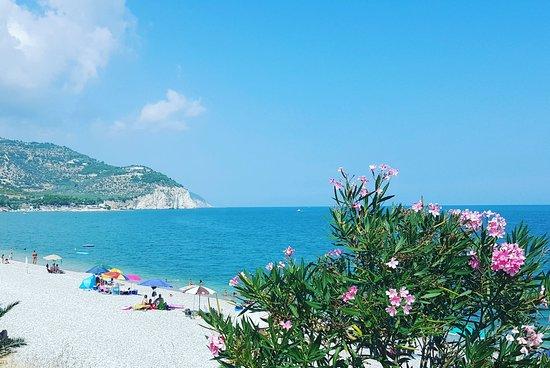 Spiaggia Piana di Mattinata