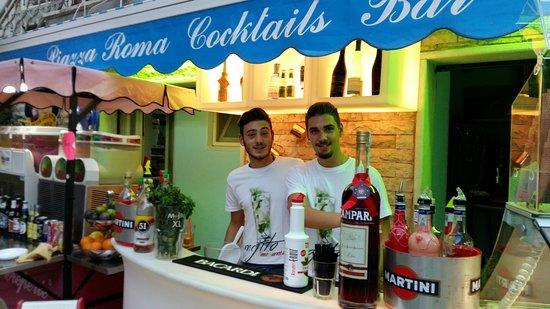 bar piazza Roma