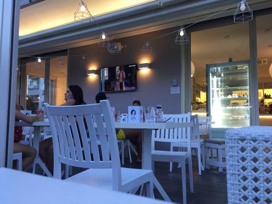 Bar 83 Ostuni