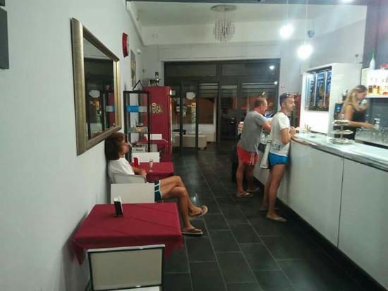 Zelig Cafe