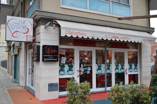 U Cafe'je Infinito