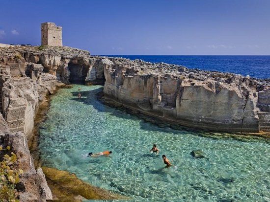 Spiaggia e Piscina Naturale di Marina Serra