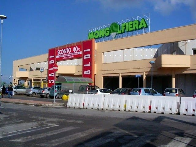 Centro Commerciale Mongolfiera Santa Caterina